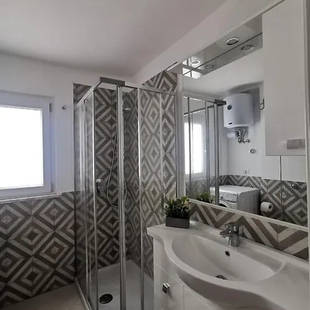 Santacroce&s.antonino House